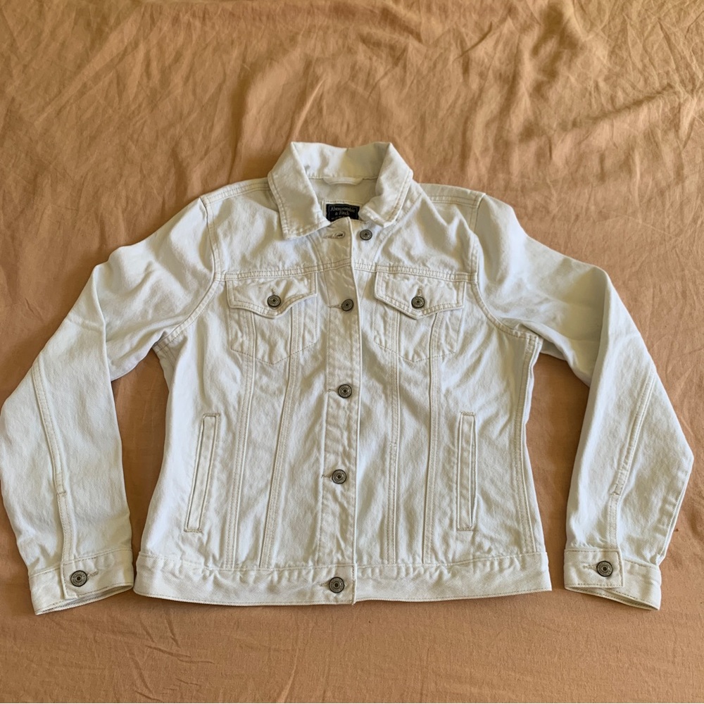 Abercrombie & Fitch White Denim Jacket Size M